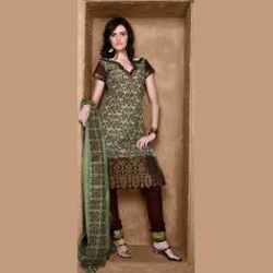 Manufacturers Exporters and Wholesale Suppliers of Punjabi Suits delhi Delhi